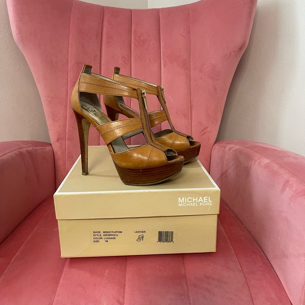 Michael Kors platform sandal zip front